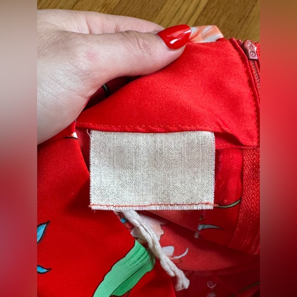 70s Vintage Red Hawaiian Maxi Dress - Picture 5 of 8